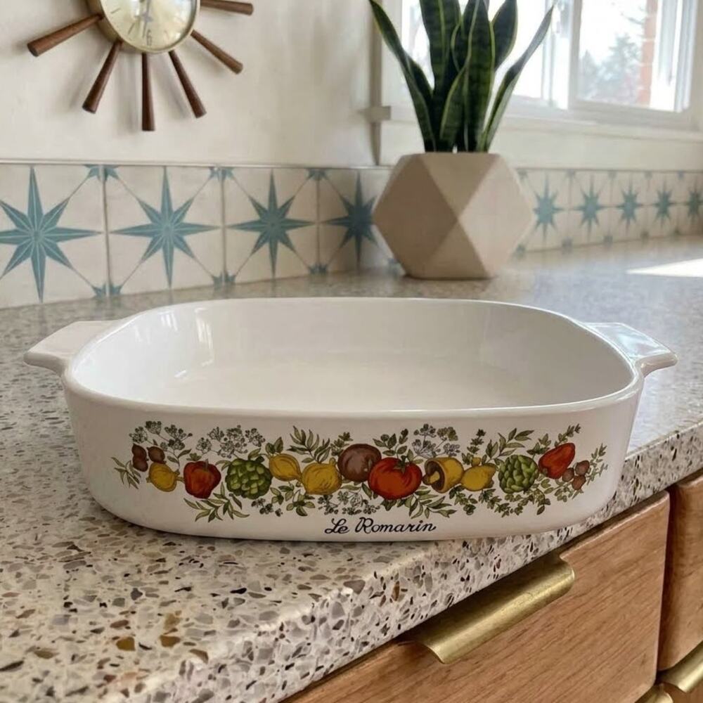 Vintage Corning Ware Spice of Life Le Romarin A-10-B Casserole Dish
